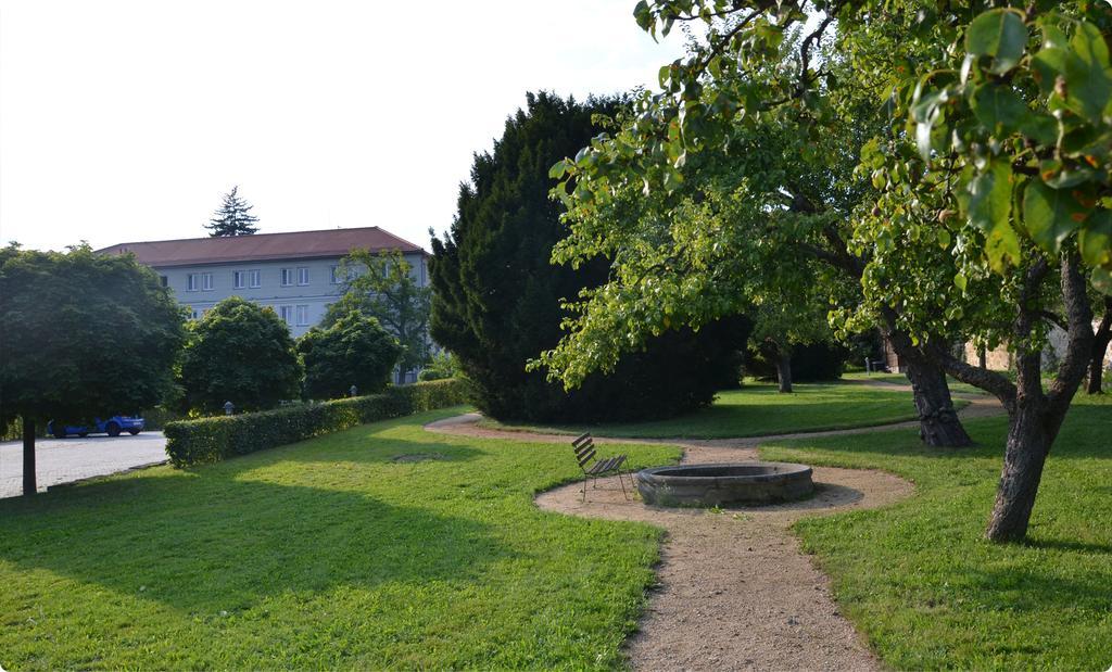 Komensky Gaeste- Und Tagungshaus Herrnhut Extérieur photo