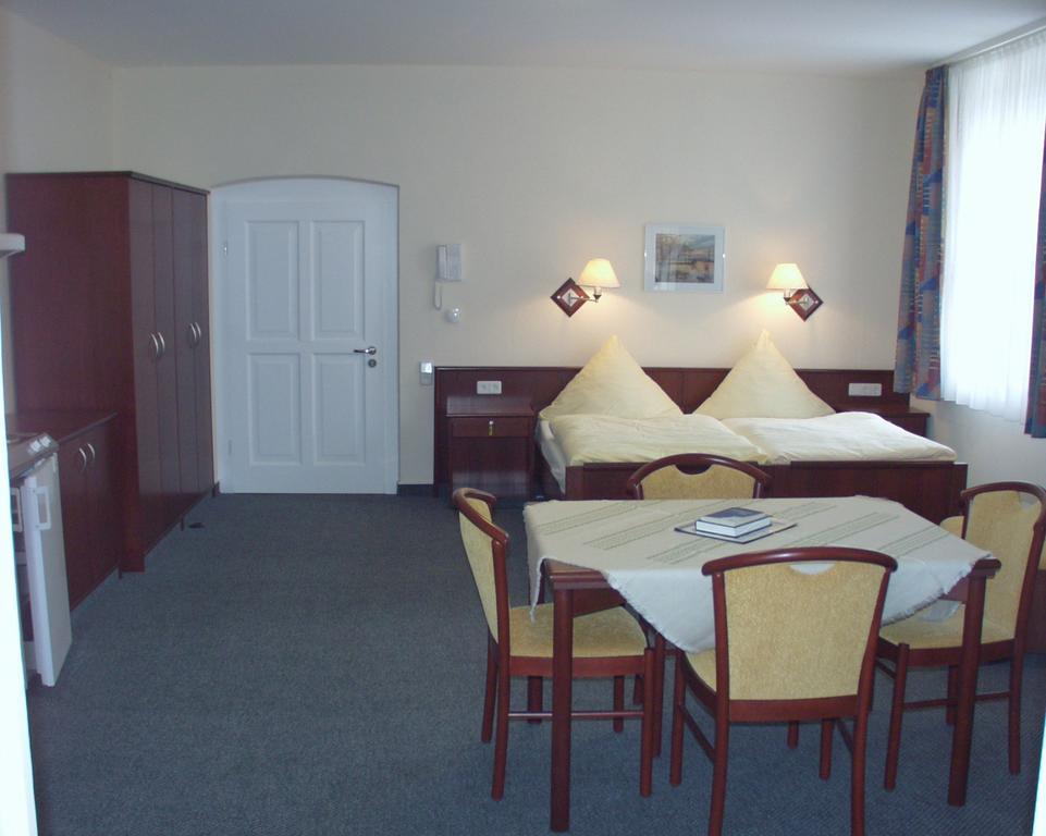 Komensky Gaeste- Und Tagungshaus Herrnhut Extérieur photo