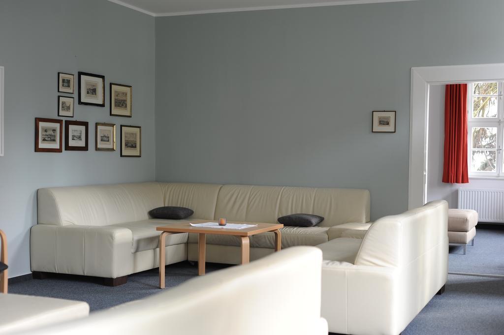 Komensky Gaeste- Und Tagungshaus Herrnhut Extérieur photo