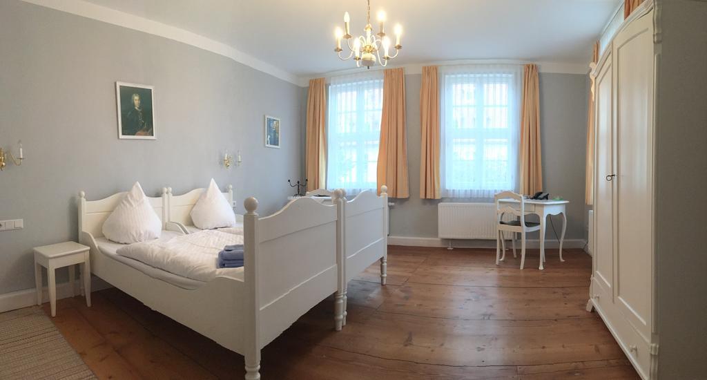Komensky Gaeste- Und Tagungshaus Herrnhut Extérieur photo