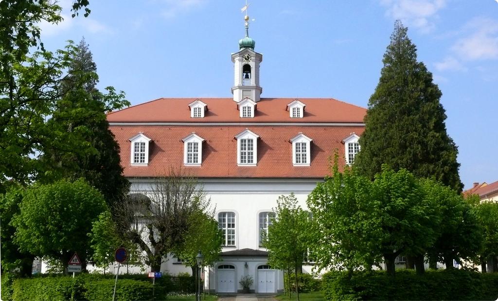 Komensky Gaeste- Und Tagungshaus Herrnhut Extérieur photo